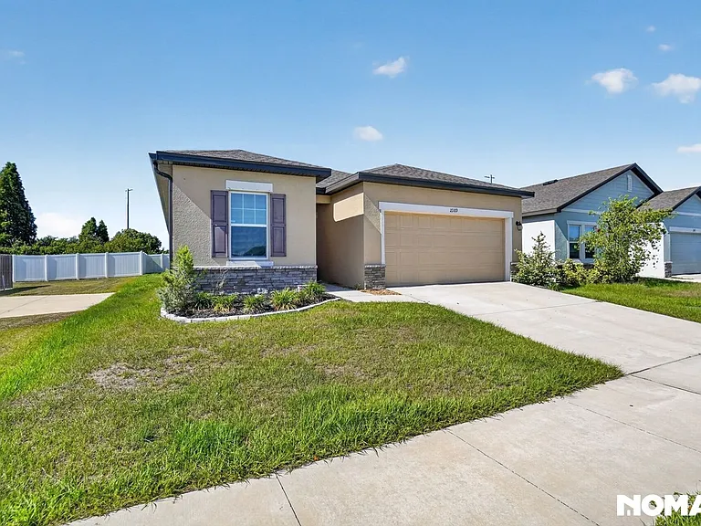 2389 Harris Hawk Ave — Photo 4