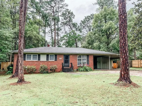 1004 Davis Ave, Tifton, GA 31794