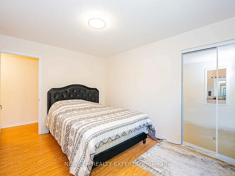1 Kitto Ct — Photo 30