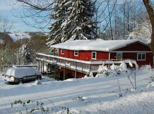 2470 County Line Rd, Champion, PA 15622