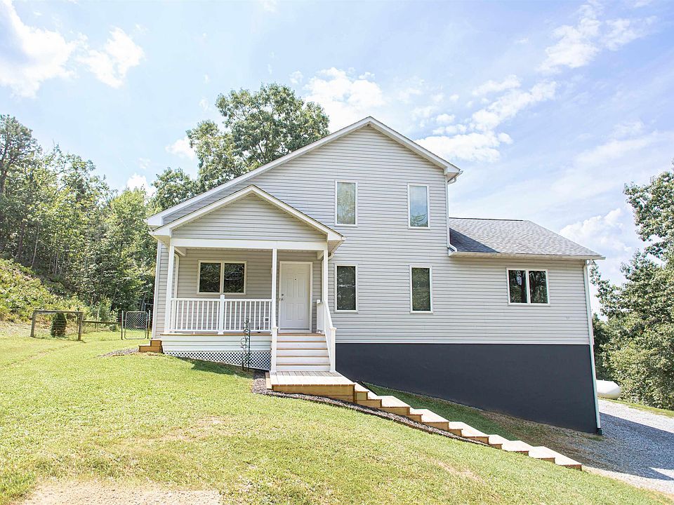 1st image of 20002 Wooded View Ln
