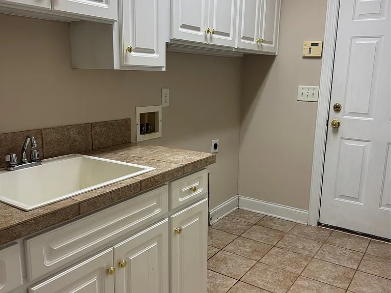 7071 Mid Pines Cir — Photo 12