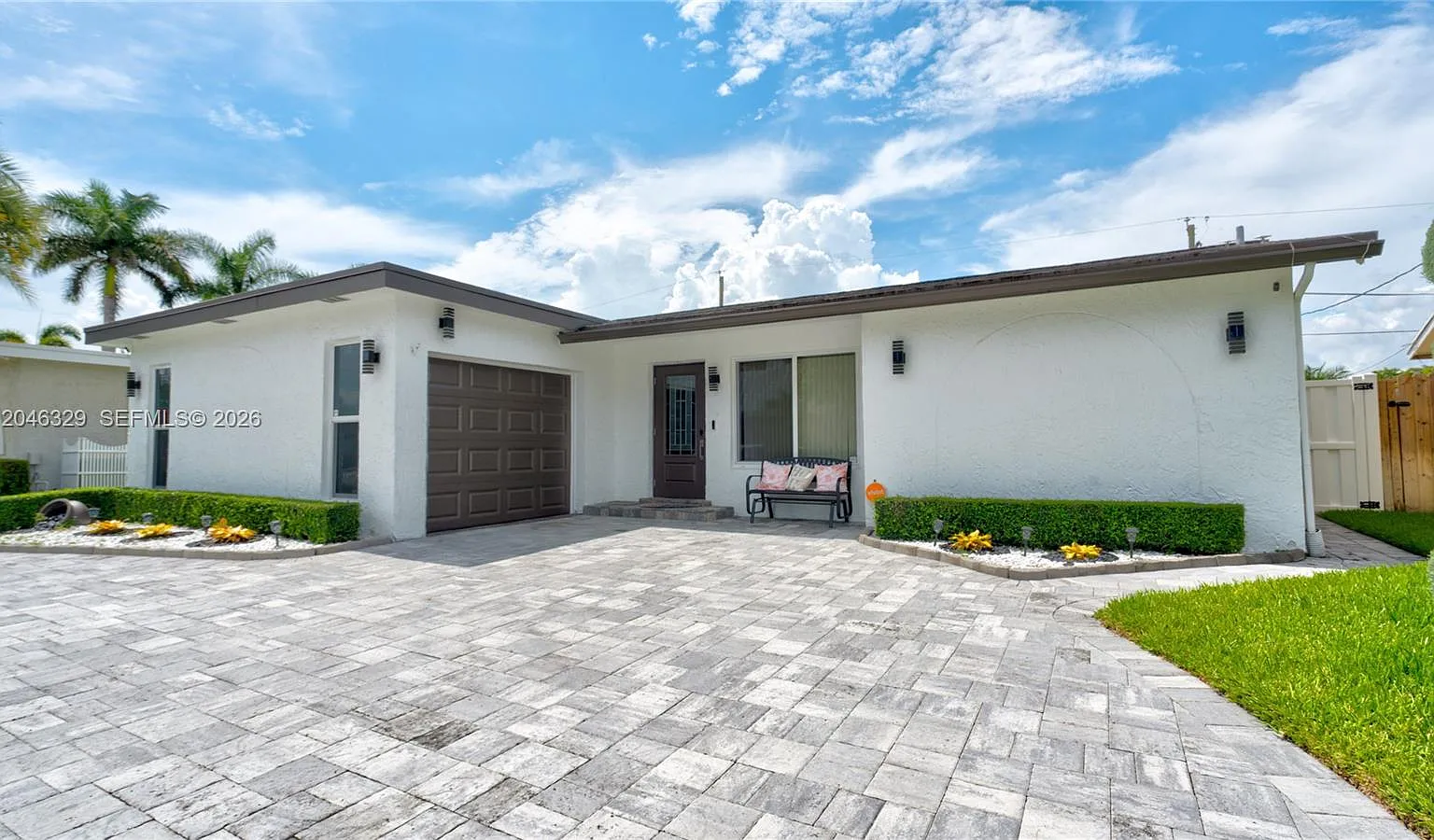 3 bed, 1652 sqft, $4,499 — Photo 2