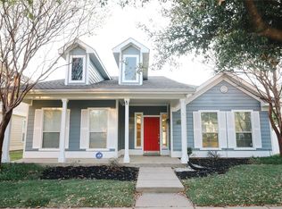 2221 Rodgers Ln, Aubrey, TX 76227