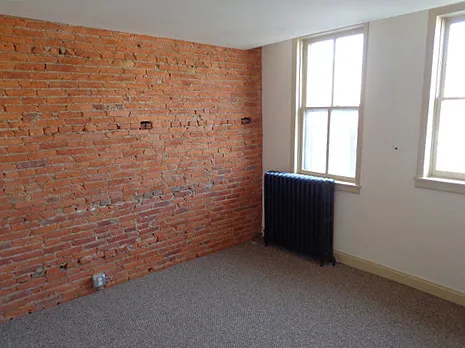 21 E Walnut St #4 — Photo 4