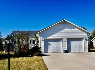 1119 Wendt Dr, Thief River Falls, MN 56701
