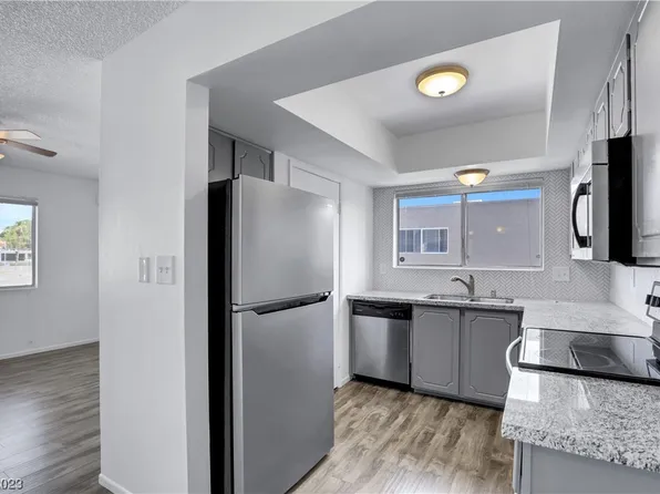4611 Monterey Cir Unit 4, Las Vegas, NV 89169