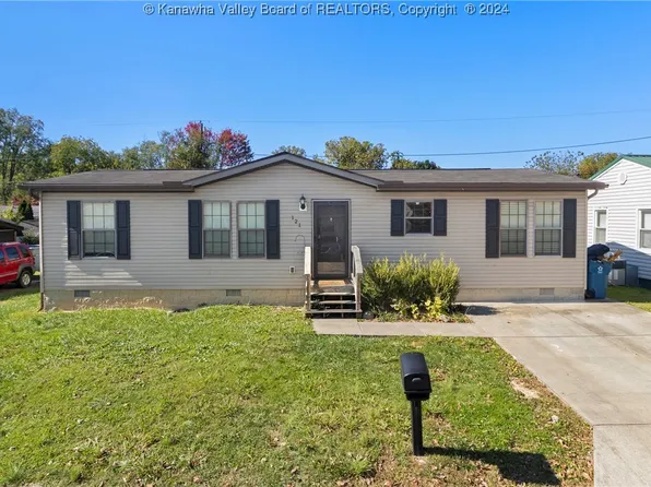 121 Martin Dr, Barboursville, WV 25504