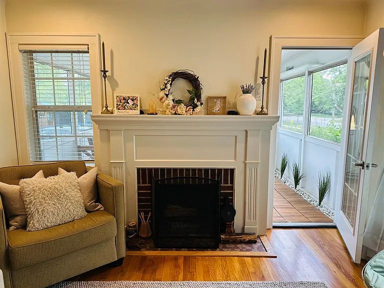 2163 Englewood Dr SE — Photo 8