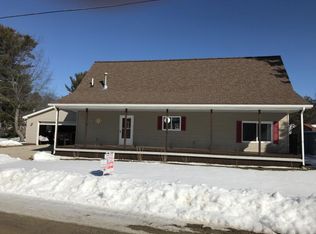 1010 Clearview Dr, Port Austin, MI 48467