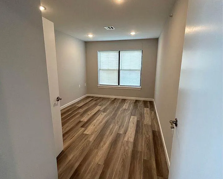 362 Hamilton Ave #202 — Photo 7