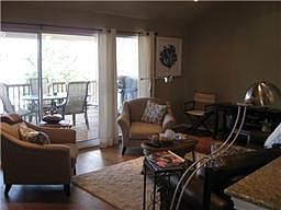 5th image of 100 Lakeview Vlg