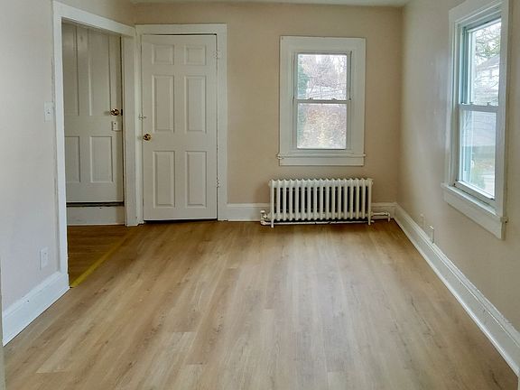 4th image of 53 Lincoln St Floor 2