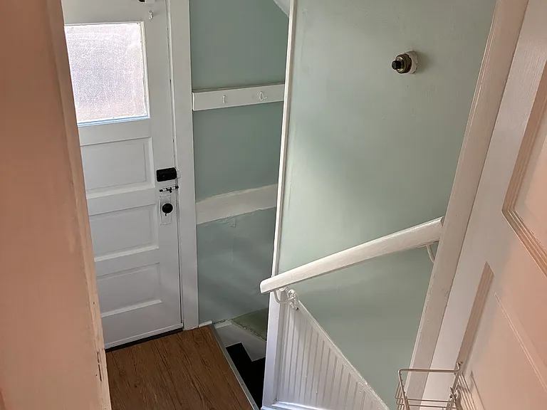 2809 Linwood Ave — Photo 17
