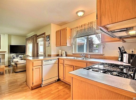 5th image of 26825 27th Pl S