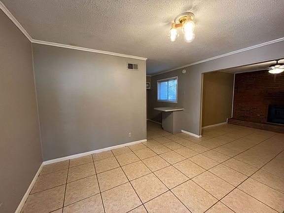 2nd image of 1668 Brookhaven Dr