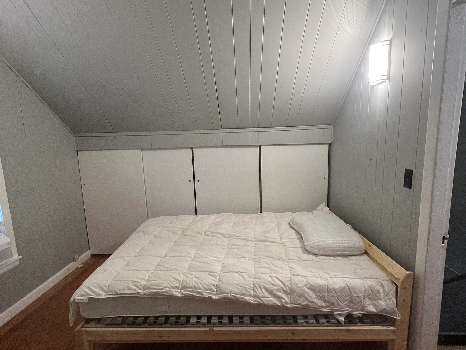 3 bed, 1000 sqft, $1,200 — Photo 1