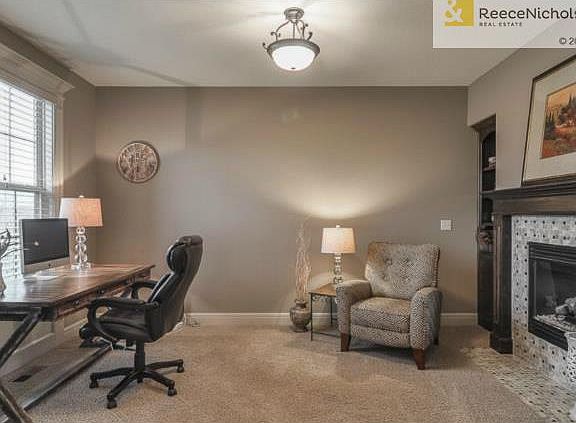 Den/office area off foyer complete w built-in's and see through