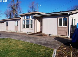 311 N Broad St, Weston, OR 97886