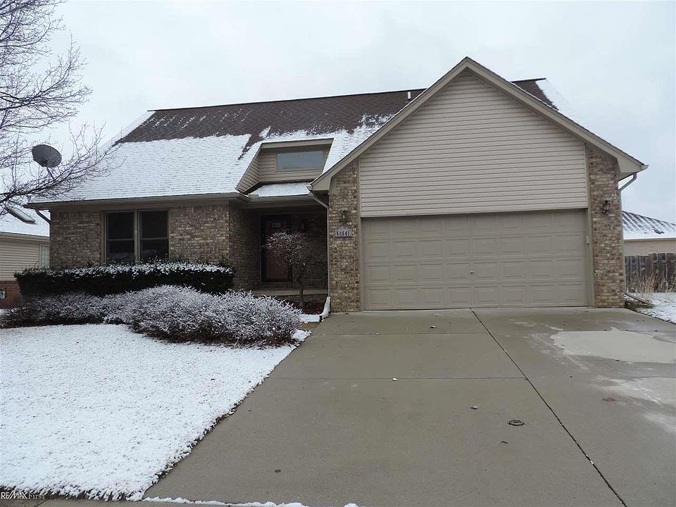 1st image of 54641 Avondale Dr