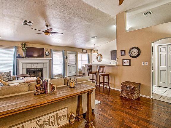 3rd image of 12291 Amstater Cir