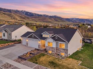 638 E Canyon Rim Rd, Smithfield, UT 84335