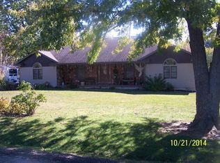 15474 E Jayhawker Rd, Nevada, MO 64772