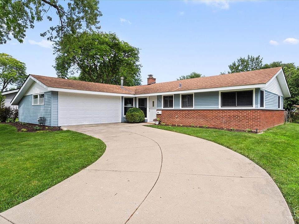 1st image of 231 Webster Ln