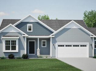 seventytwo club house 「FAIR WAY」 N117W7267 Fairway LANE