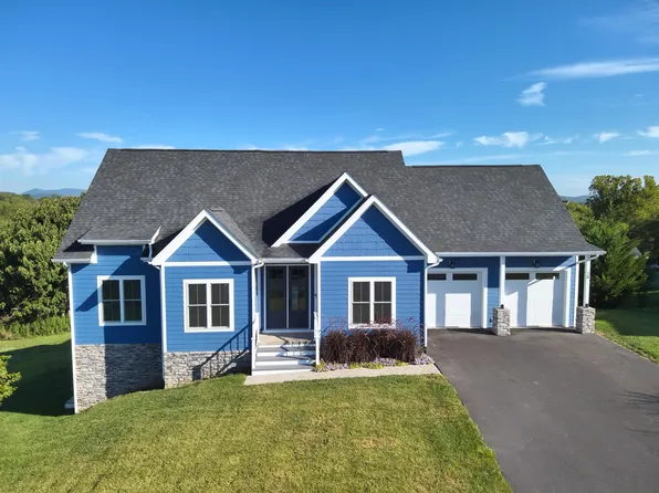 20 Cora Ln, Lexington, VA 24450