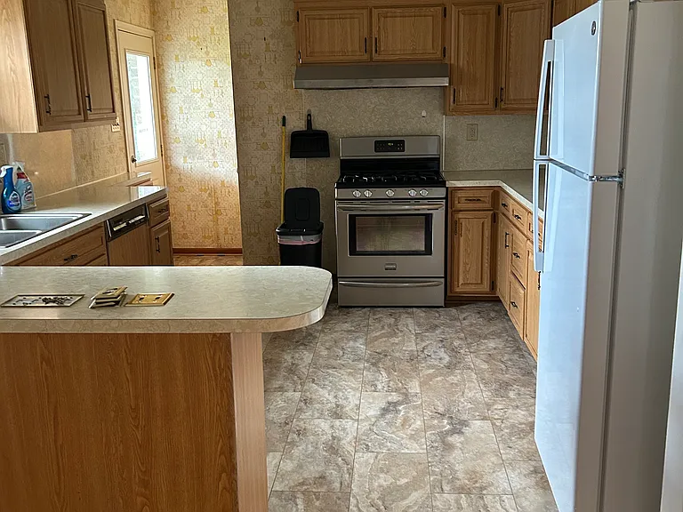 55 Wenrich Ave — Photo 10
