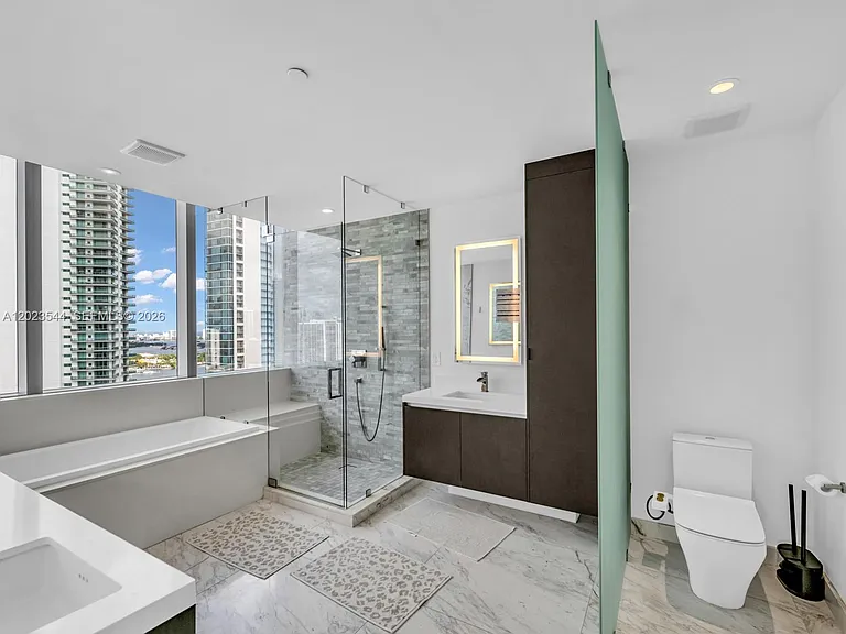 851 NE 1st Ave #3201 — Photo 19