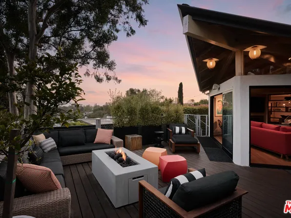 443 N Greencraig Rd, Los Angeles, CA 90049
