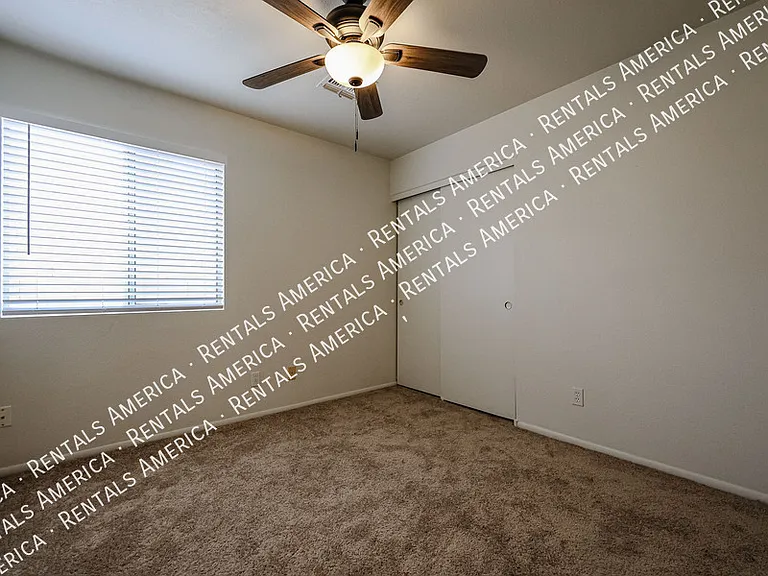 2354 E Browning Pl — Photo 17