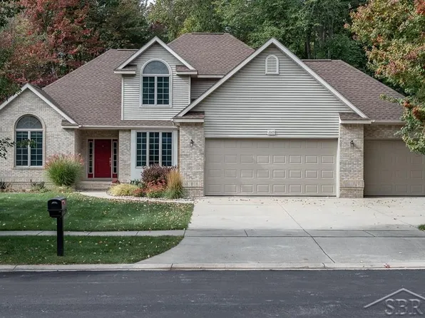 2605 Hearthstone Cir, Midland, MI 48642