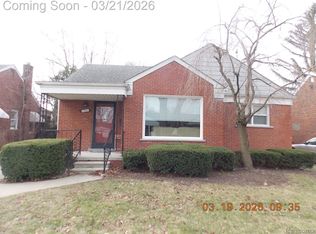 1581 Emmons Blvd, Lincoln Park, MI