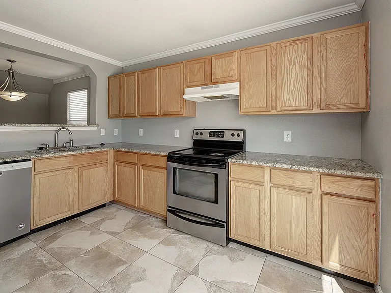 3515 Alamo Greens — Photo 14
