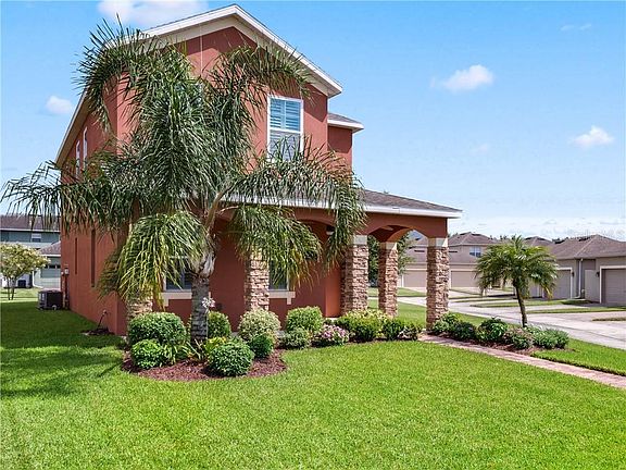 2nd image of 15129 Avenue Of The Arbors