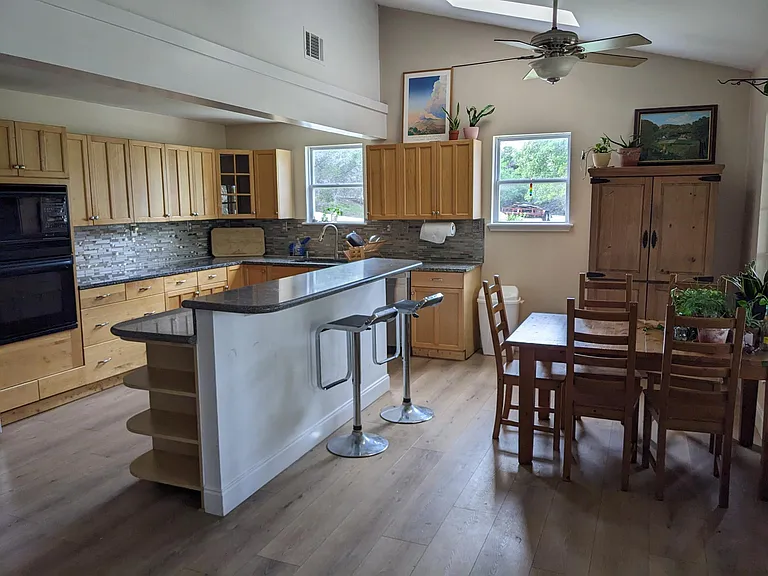 940A Oneill Ranch Rd — Photo 8