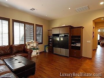4th image of 21322 N 83rd St