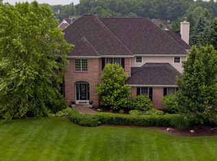 8426 Grapevine Cir, Mattawan, MI 49071