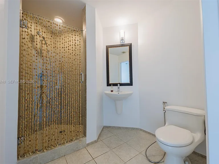 60 SW 13th St #3424 — Photo 5