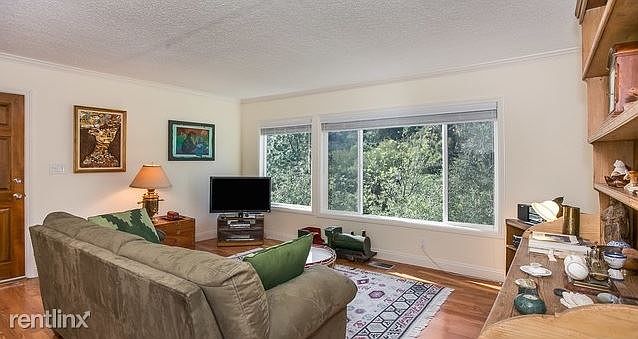 1. HouseStay Furnished Monthly Housing