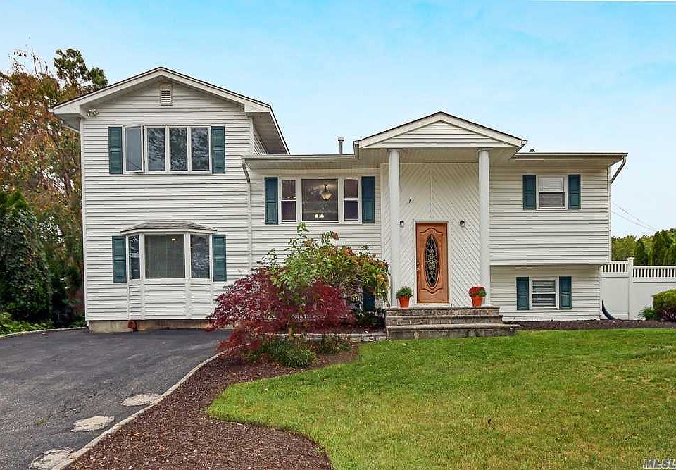 1st image of 147 Stuyvesant Dr