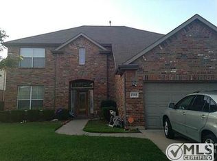 2740 Sedgemoor Dr, Grand Prairie, TX 75052