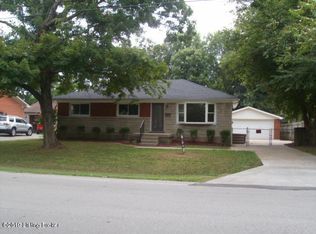 4604 Flintlock Dr, Louisville, KY 40216