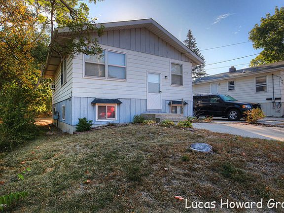 2nd image of 2954 Coit Ave NE