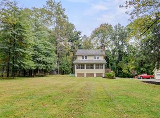 6 New Bromley Rd, Whitehouse Station, NJ 08889