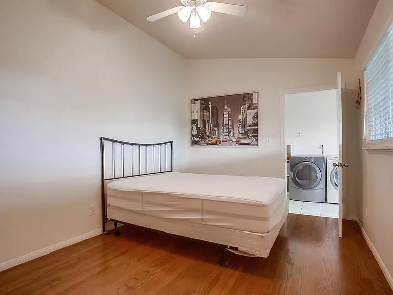 4402 Mount Lindsey Ave — Photo 45