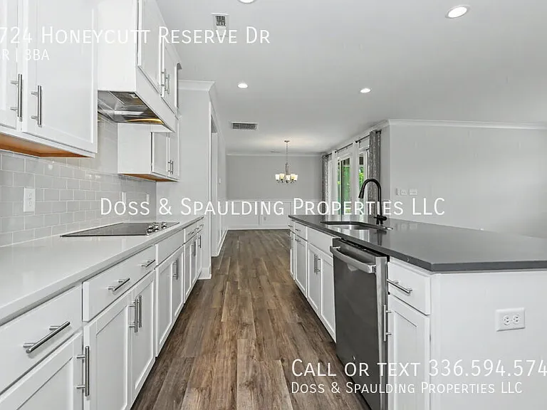 6724 Honeycutt Reserve Dr — Photo 14